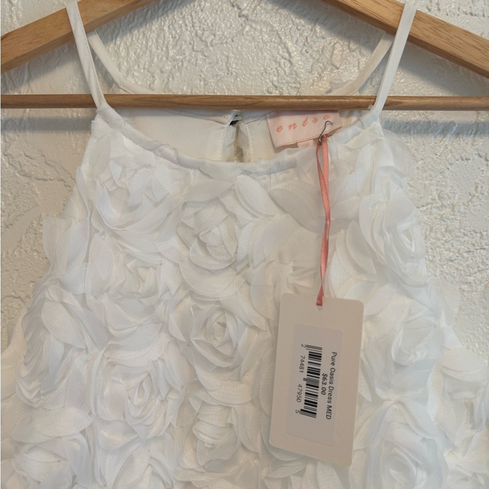 Rose Dress - Picture 3 of 7